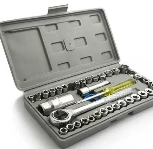 Aiwa 40-Piece Socket Wrench Tool Kit